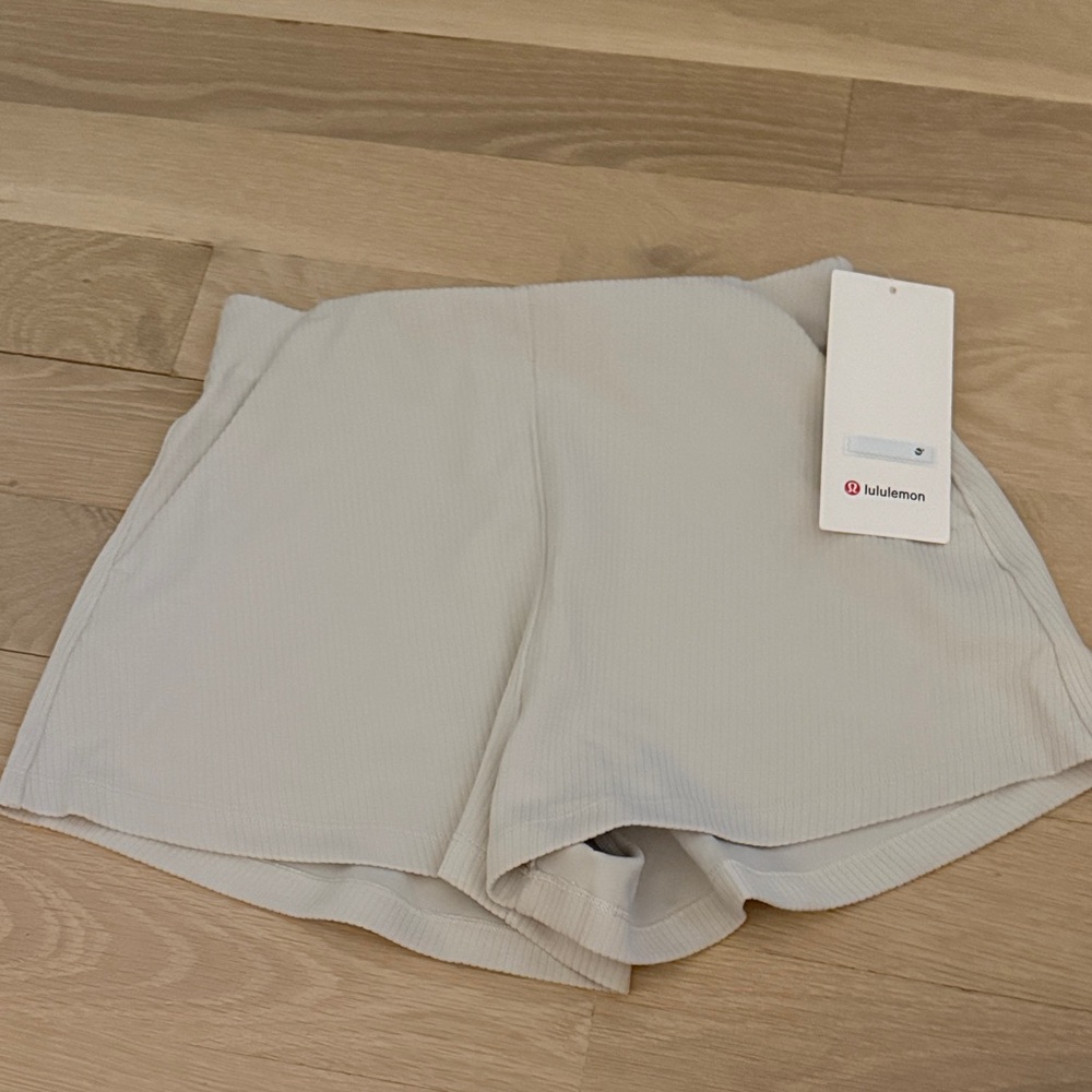 lululemon rubbed softstreme shorts